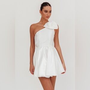 Angel BIBA Athens Shoulder Bow Bubble Hem Mini Dress White Medium 6 Large 8